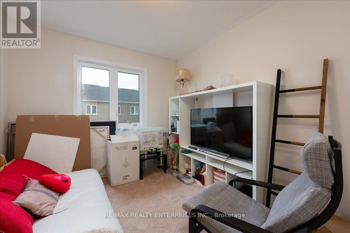 31 - 3002 Preserve Drive, Oakville, ON - Indoor