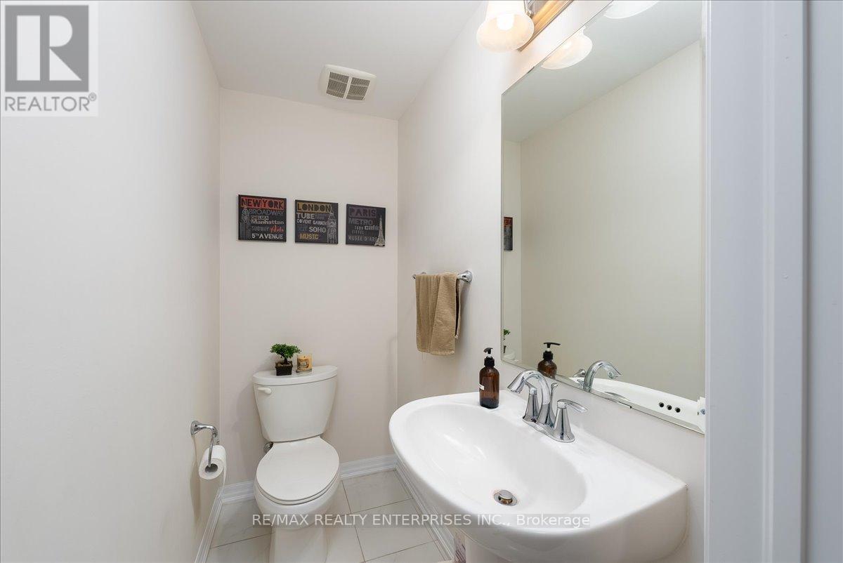 31 - 3002 Preserve Drive, Oakville, ON - Indoor Photo Showing Bathroom