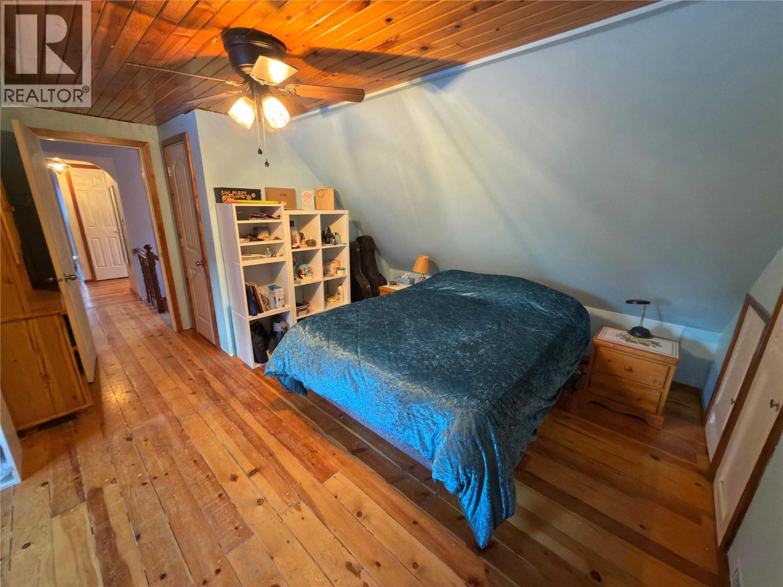 175 Link Lake Road, Princeton, BC - Indoor Photo Showing Bedroom