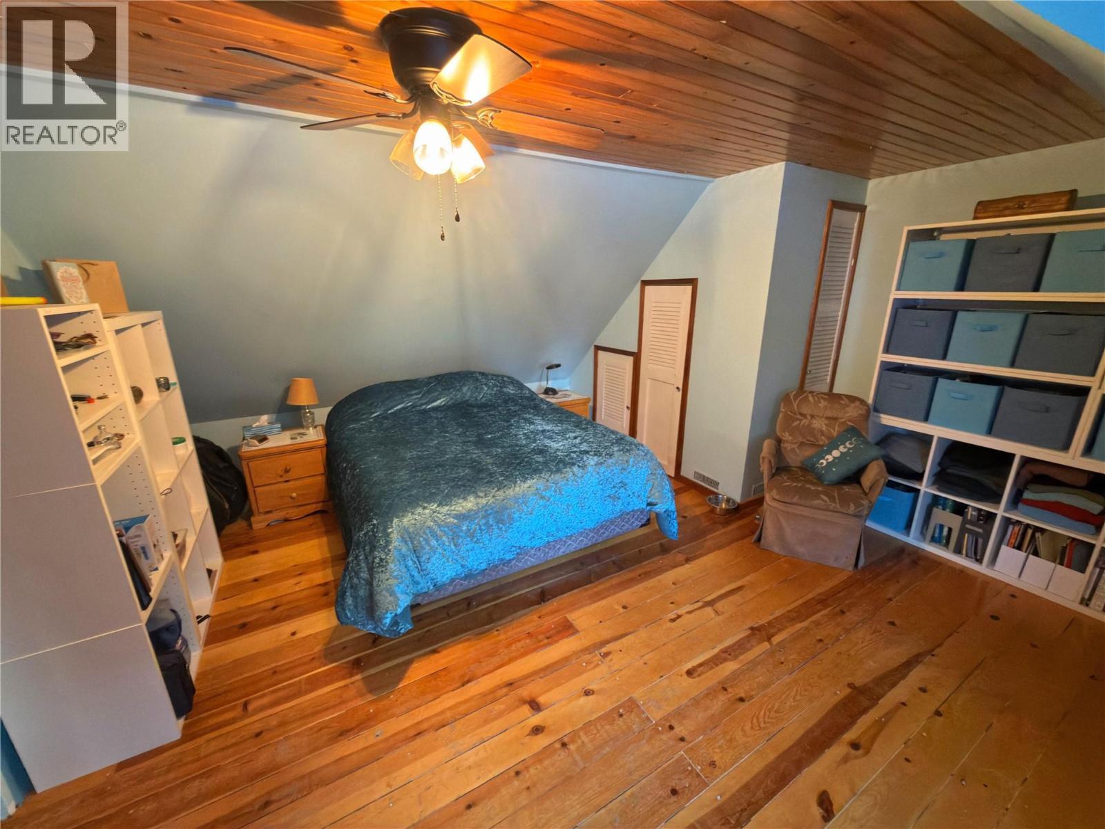 175 Link Lake Road, Princeton, BC - Indoor Photo Showing Bedroom