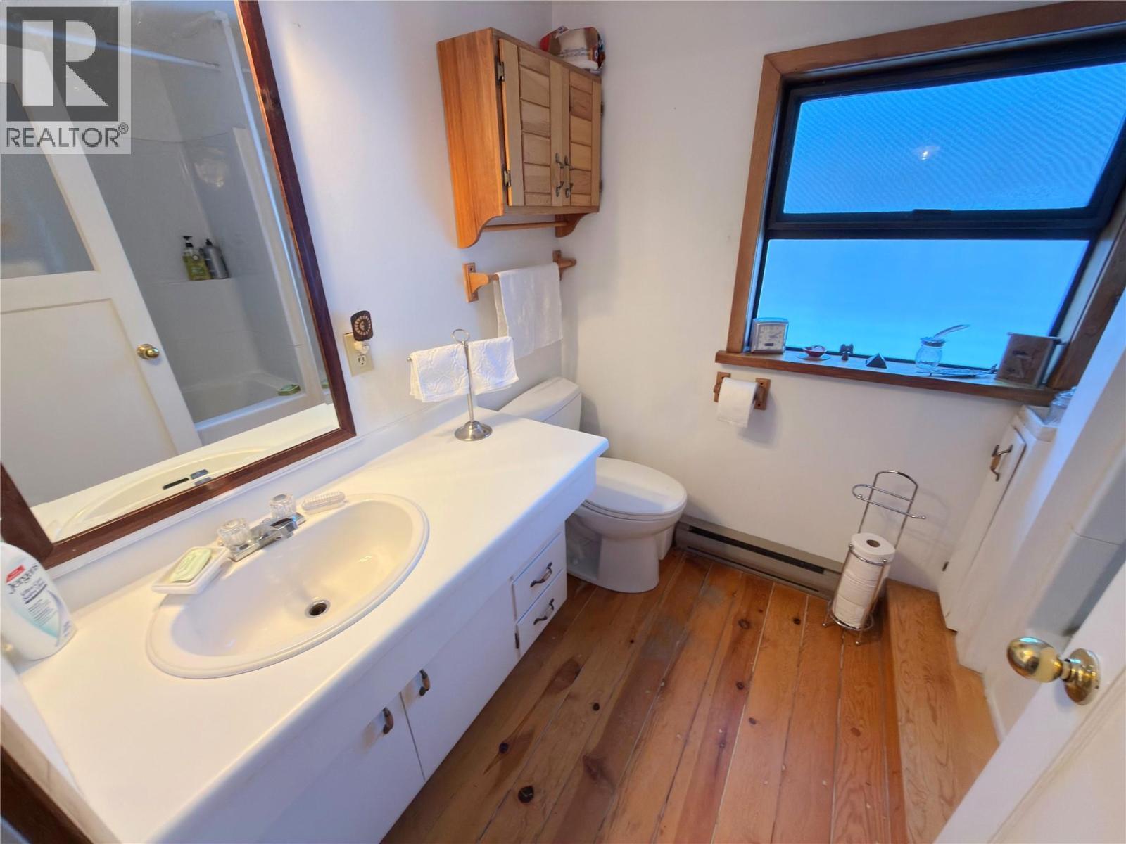 175 Link Lake Road, Princeton, BC - Indoor Photo Showing Bathroom