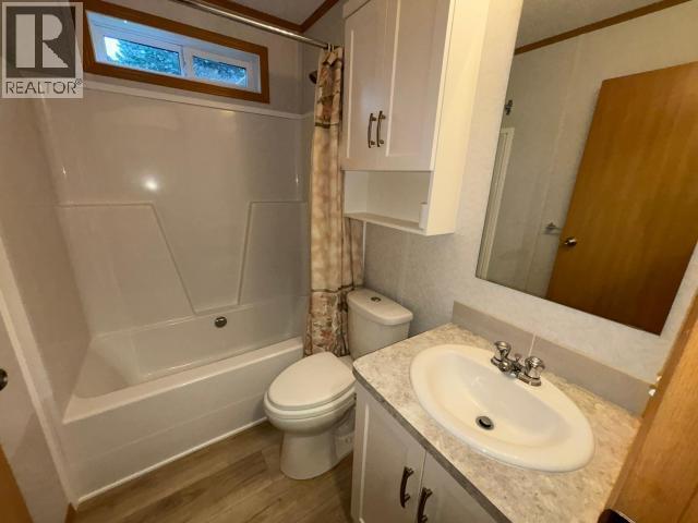 38-6263 Lund, Powell River, BC - Indoor Photo Showing Bathroom