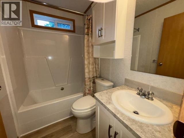 38-6263 Lund, Powell River, BC - Indoor Photo Showing Bathroom