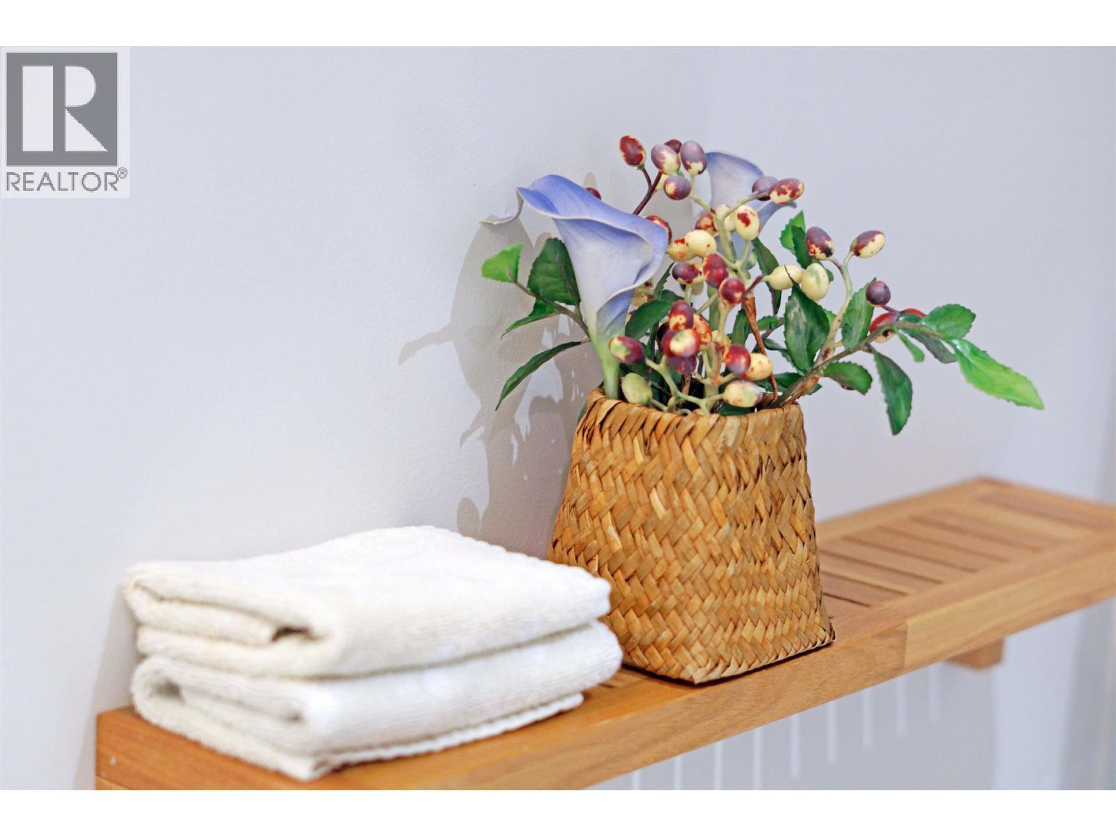 1045 Richards Street, Vancouver, BC -