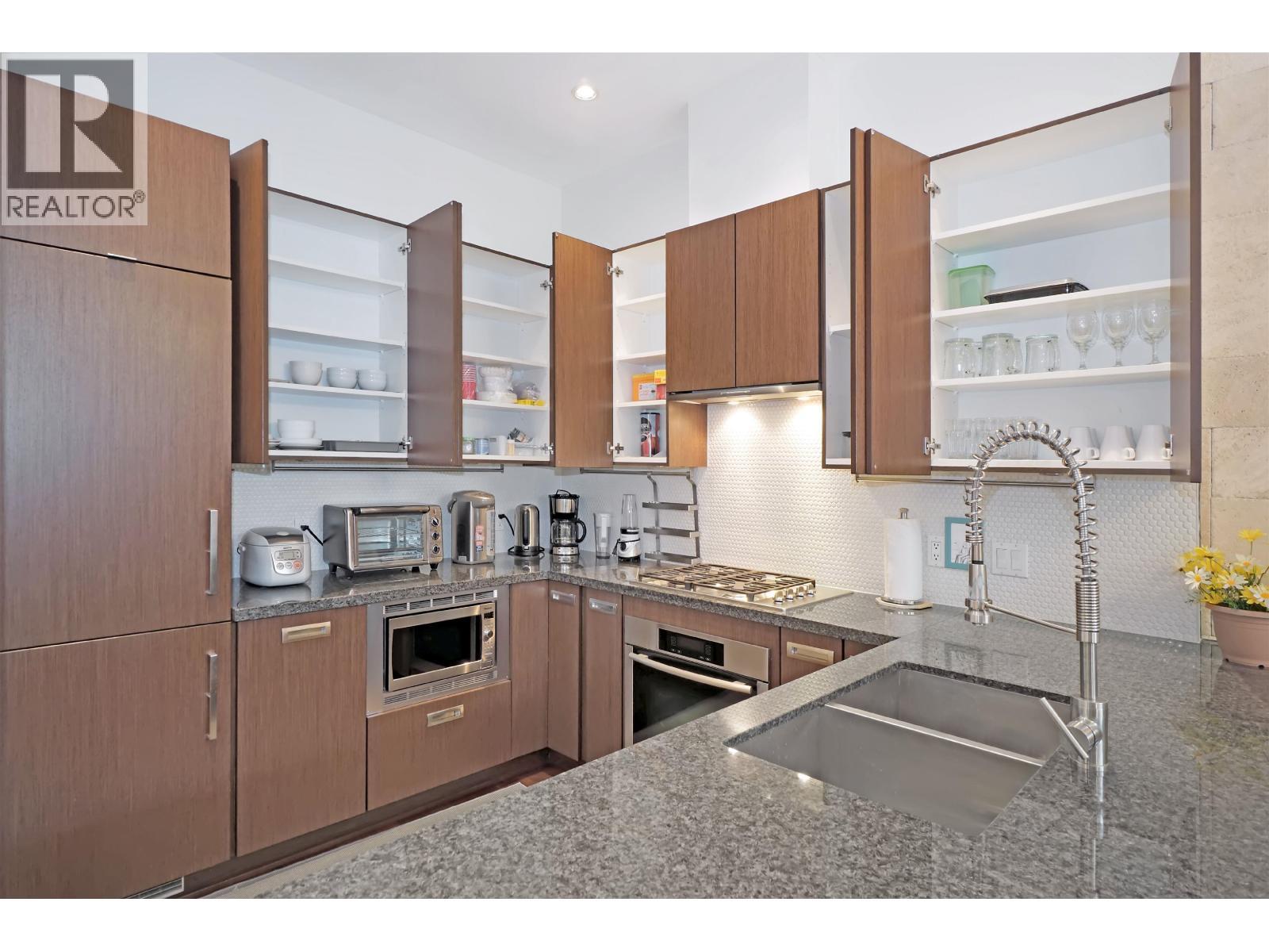 1045 Richards Street, Vancouver, BC - Indoor Photo Showing Kitchen With Double Sink