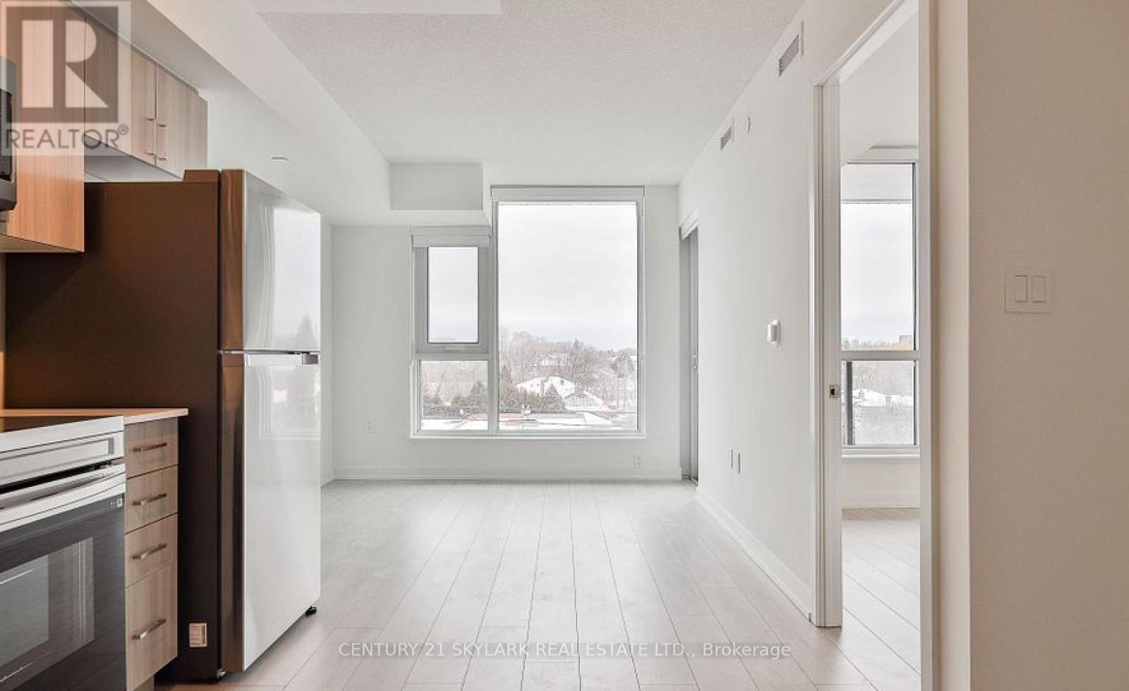 #411 - 556 Marlee Avenue, Toronto, ON - Indoor