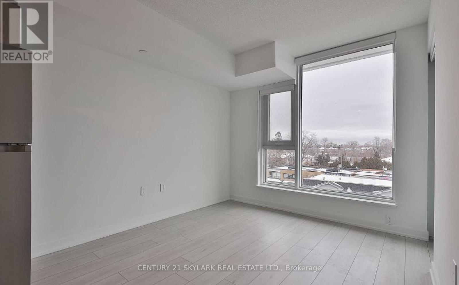 #411 - 556 Marlee Avenue, Toronto, ON - Indoor Photo Showing Other Room