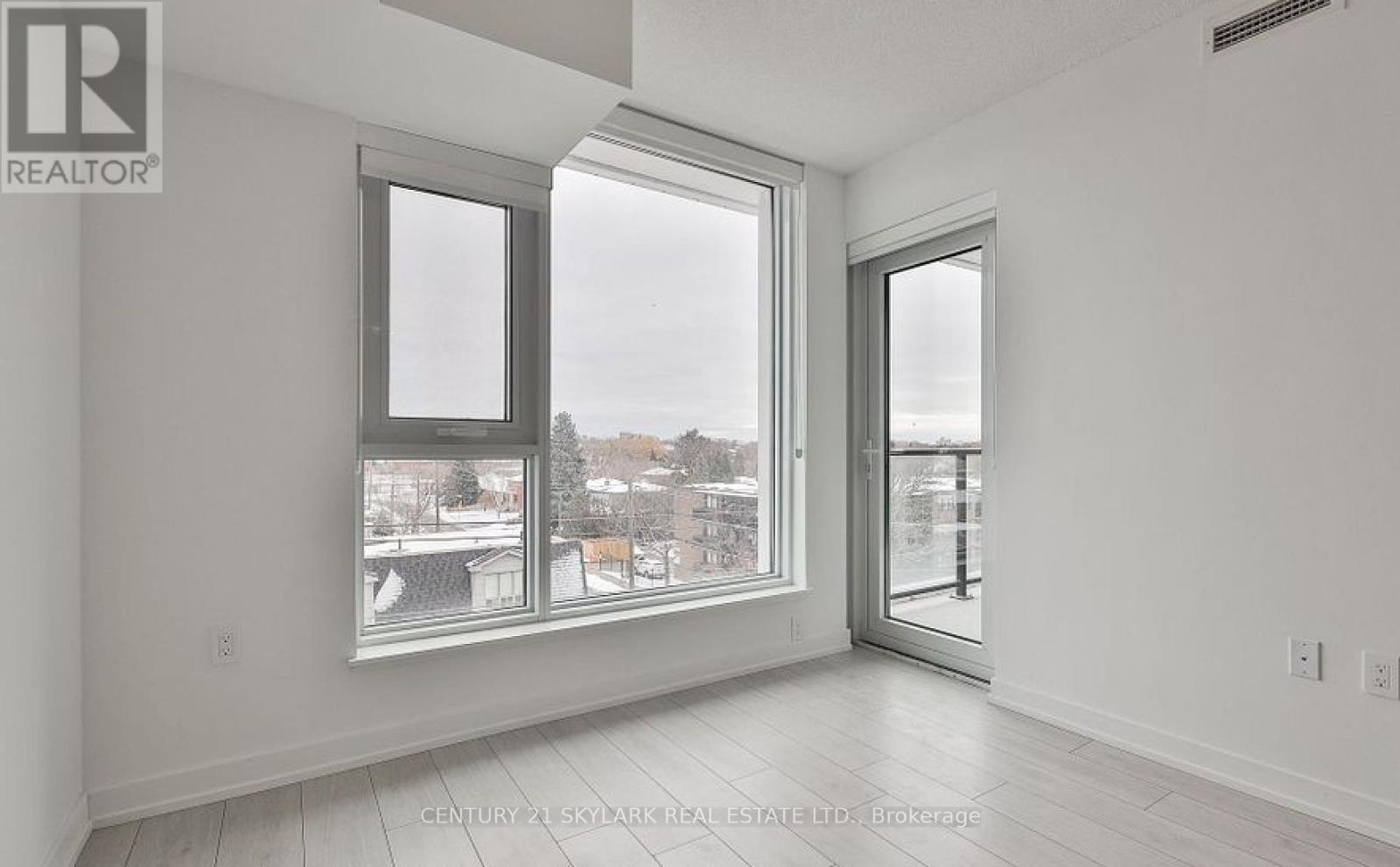 #411 - 556 Marlee Avenue, Toronto, ON - Indoor Photo Showing Other Room