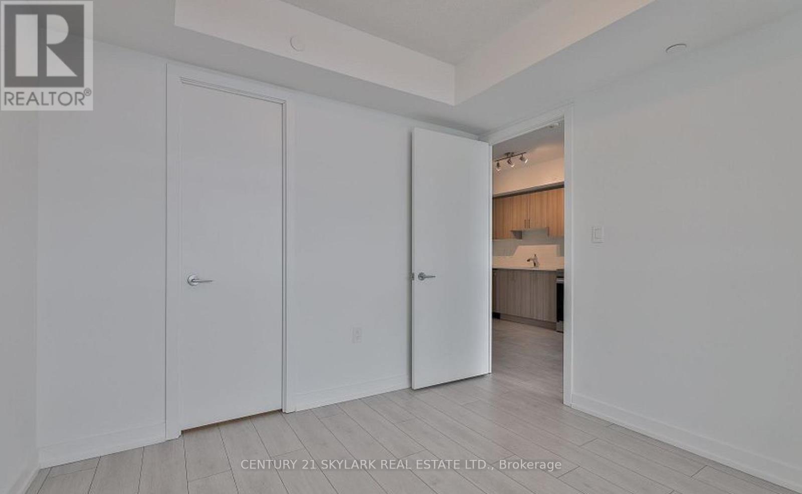 #411 - 556 Marlee Avenue, Toronto, ON - Indoor Photo Showing Other Room