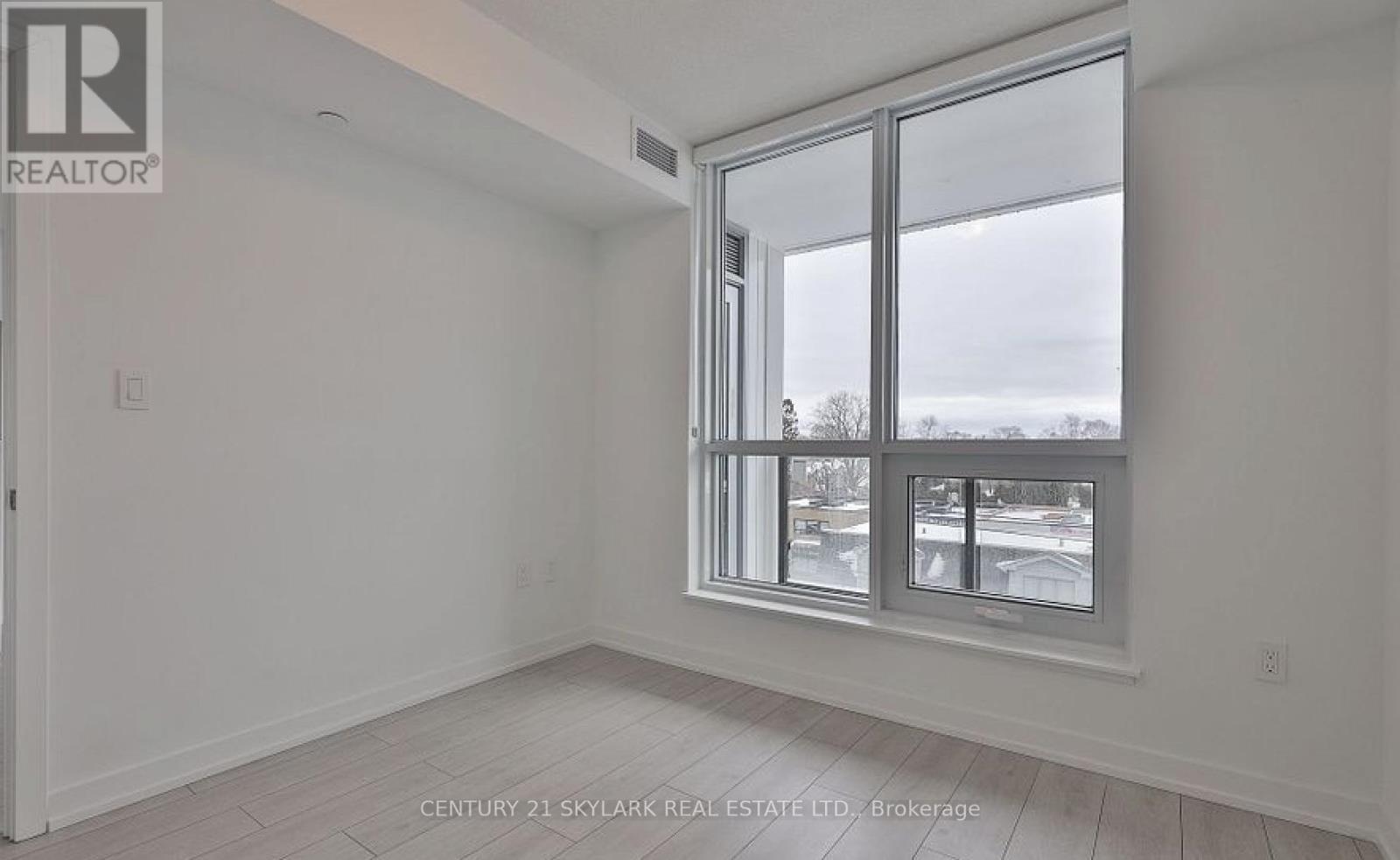 #411 - 556 Marlee Avenue, Toronto, ON - Indoor Photo Showing Other Room