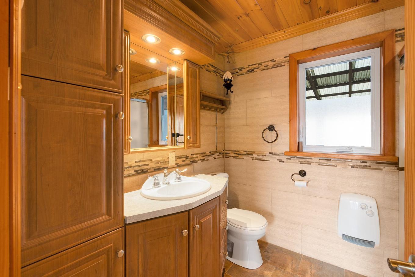 Salle de bains - 2100 Ch. Yamaska, Farnham, QC - Indoor Photo Showing Bathroom