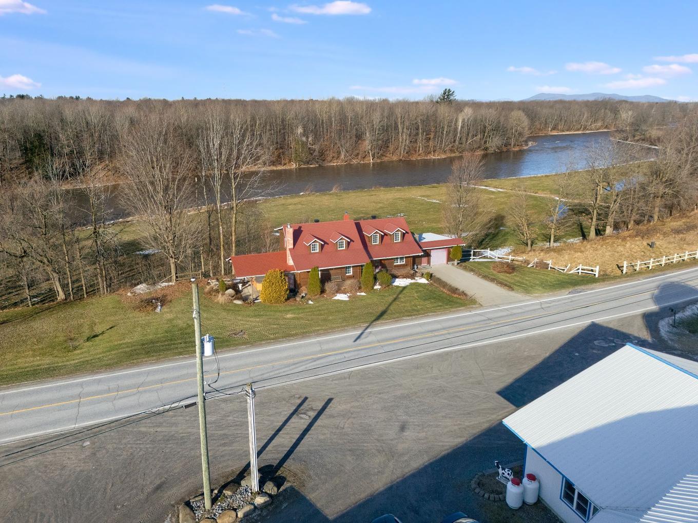 Photo aérienne - 2100 Ch. Yamaska, Farnham, QC - Outdoor With View