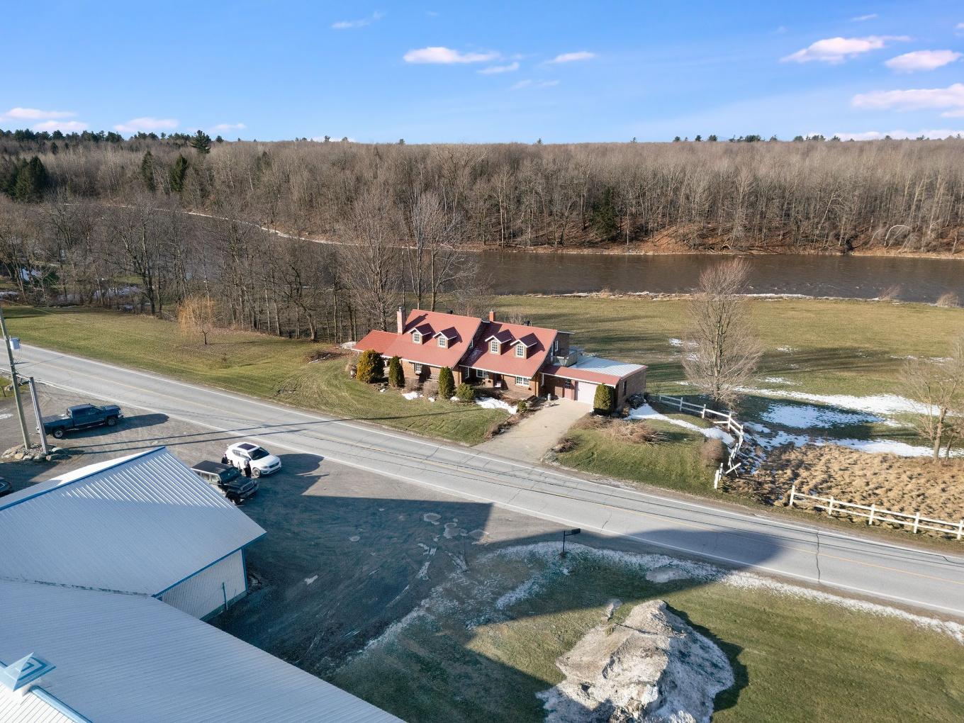 Photo aérienne - 2100 Ch. Yamaska, Farnham, QC - Outdoor With View