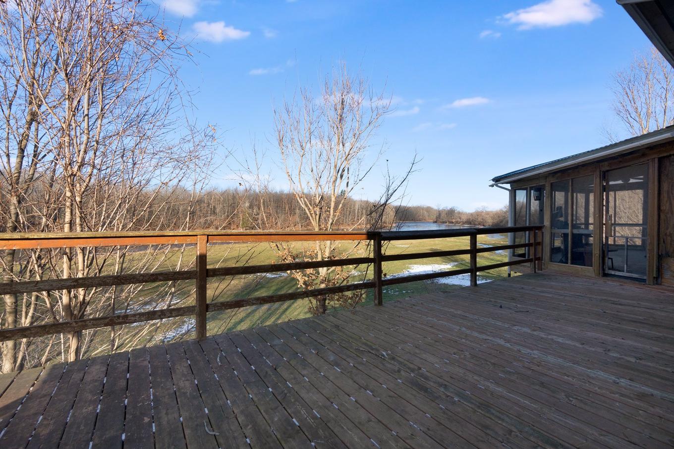 Balcon - 2100 Ch. Yamaska, Farnham, QC - Outdoor