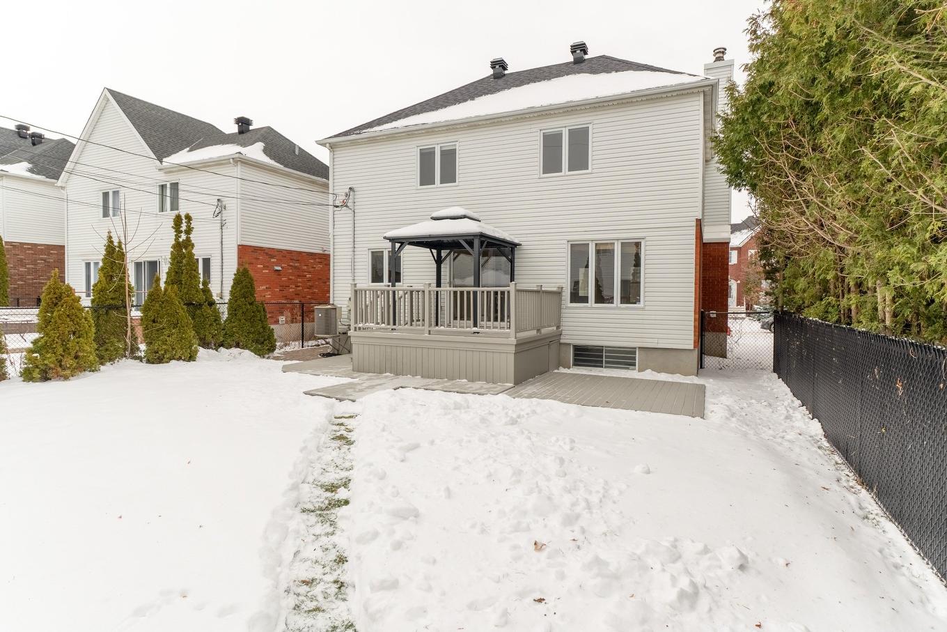 Back facade - 6263 Rue Des Mimosas, Longueuil (Saint-Hubert), QC - Outdoor