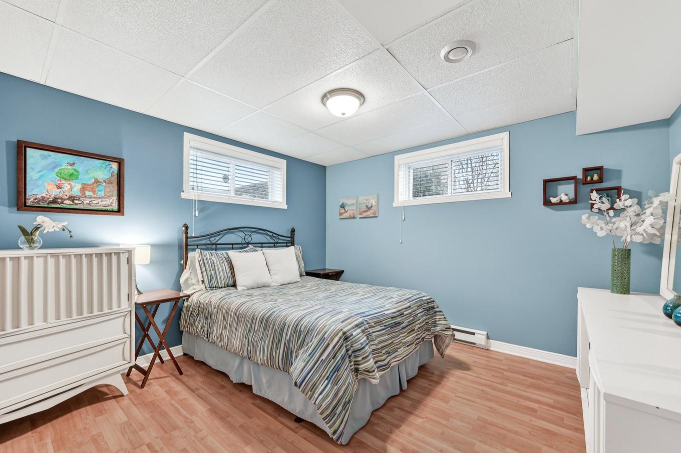 Bedroom - 15 Rue Louis-Fréchette, Saint-Jean-Sur-Richelieu, QC - Indoor Photo Showing Bedroom