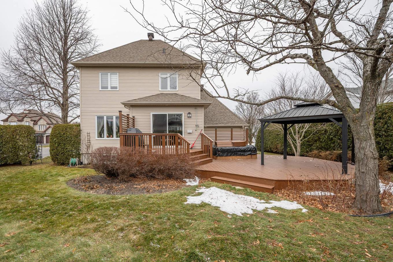 Back facade - 15 Rue Louis-Fréchette, Saint-Jean-Sur-Richelieu, QC - Outdoor