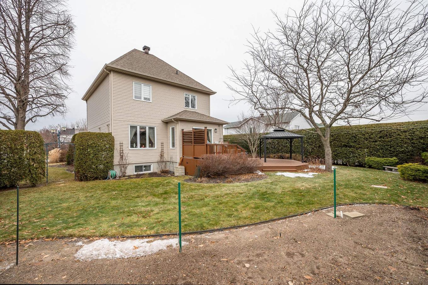 Back facade - 15 Rue Louis-Fréchette, Saint-Jean-Sur-Richelieu, QC - Outdoor