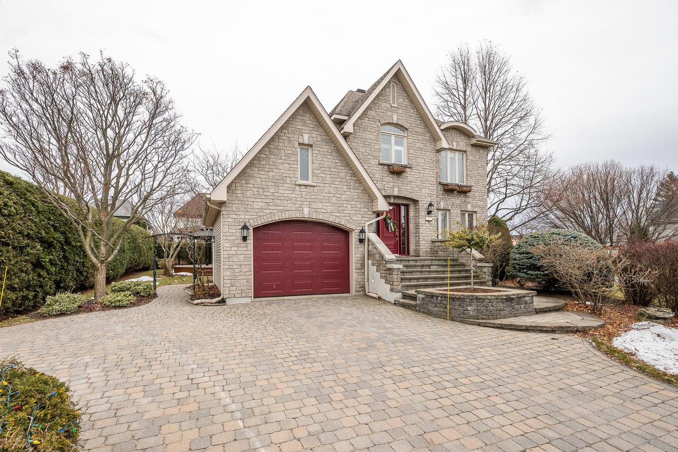 Frontage - 15 Rue Louis-Fréchette, Saint-Jean-Sur-Richelieu, QC - Outdoor