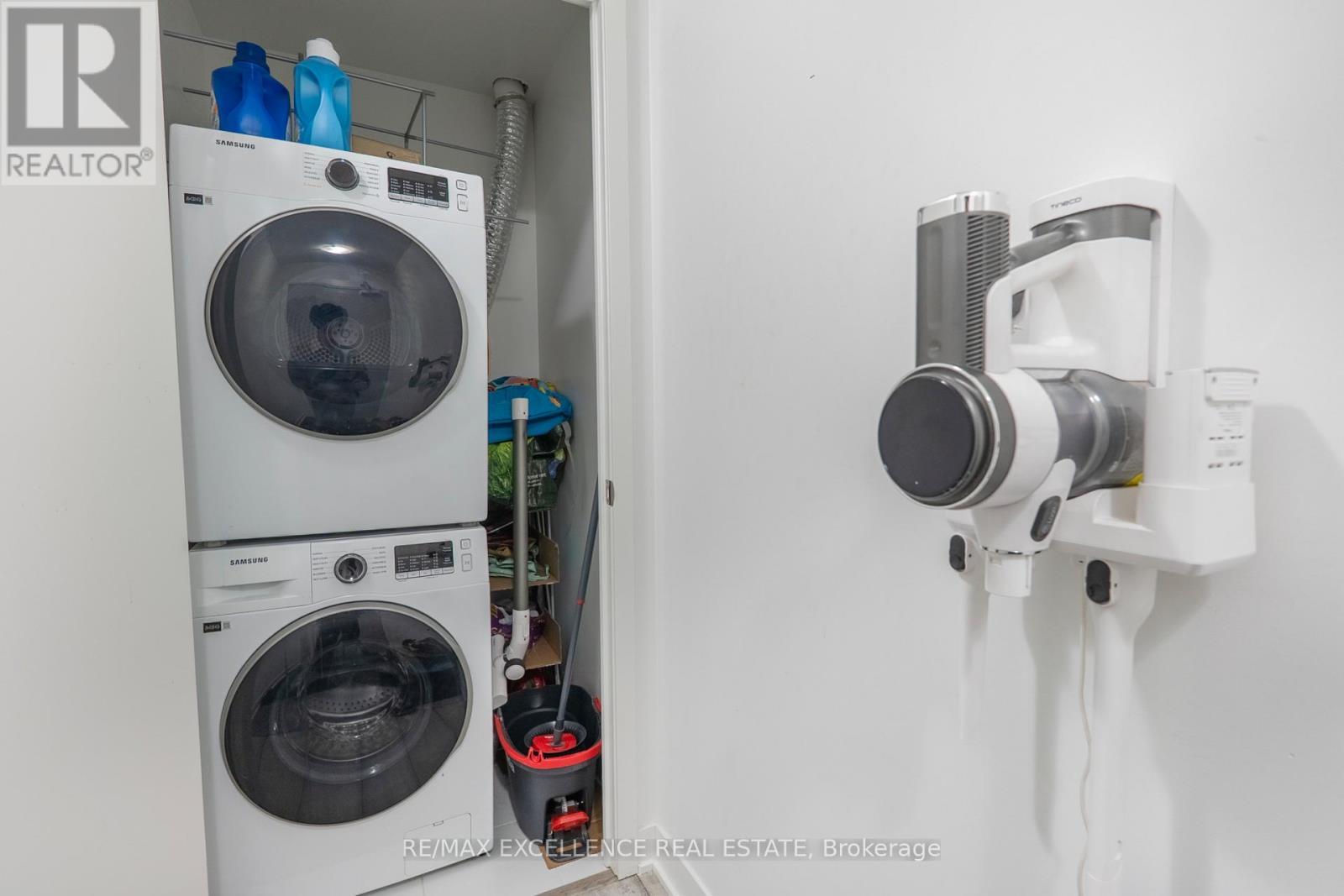 508 - 260 Malta Avenue, Brampton, ON - Indoor Photo Showing Laundry Room