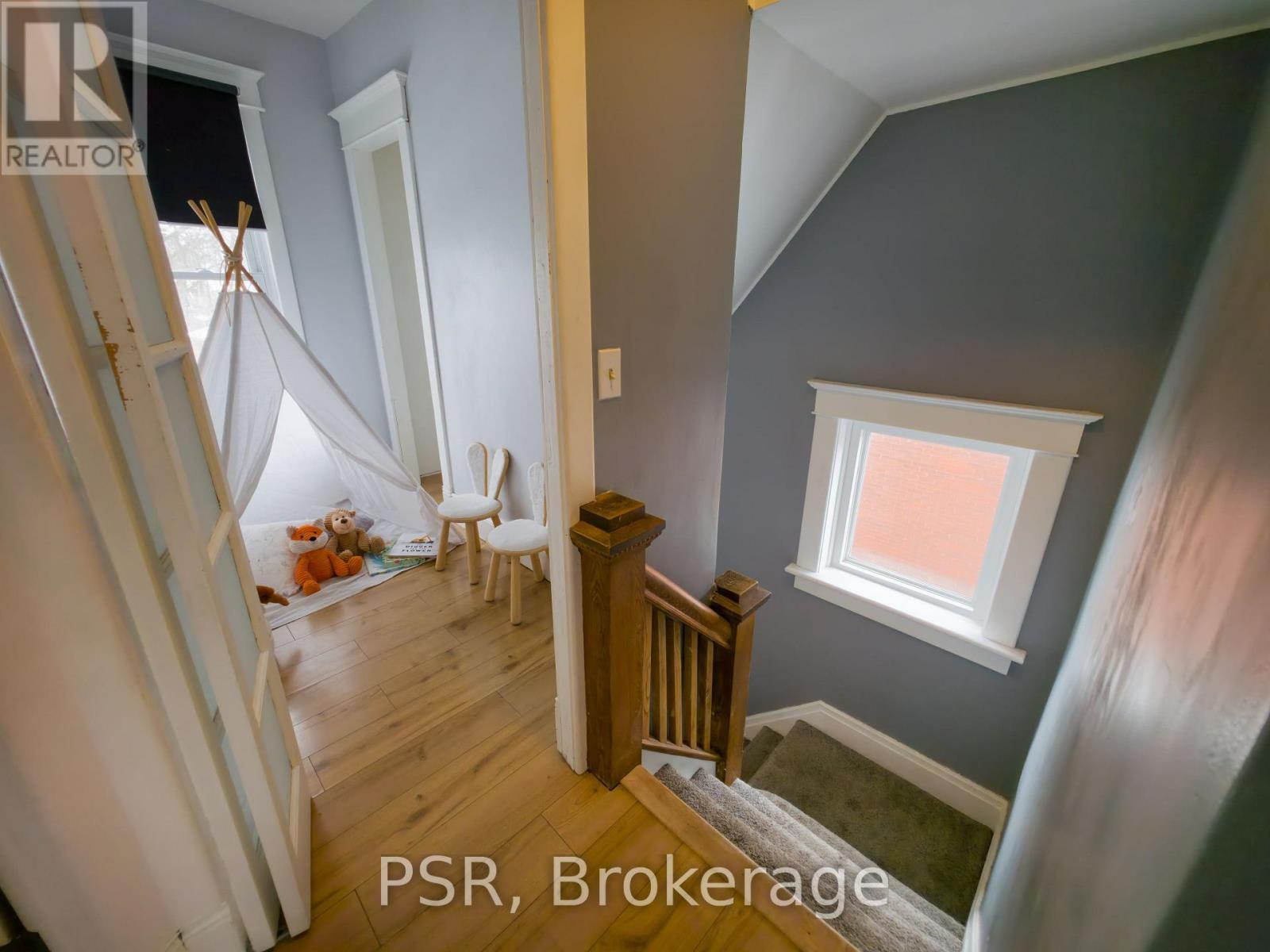 58 Pandora Avenue N, Kitchener, ON - Indoor Photo Showing Other Room