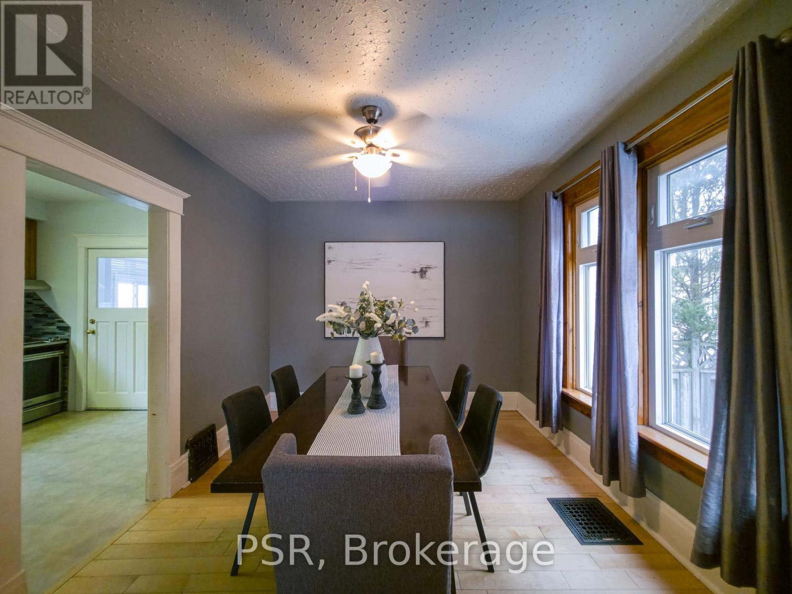 58 Pandora Avenue N, Kitchener, ON - Indoor Photo Showing Dining Room