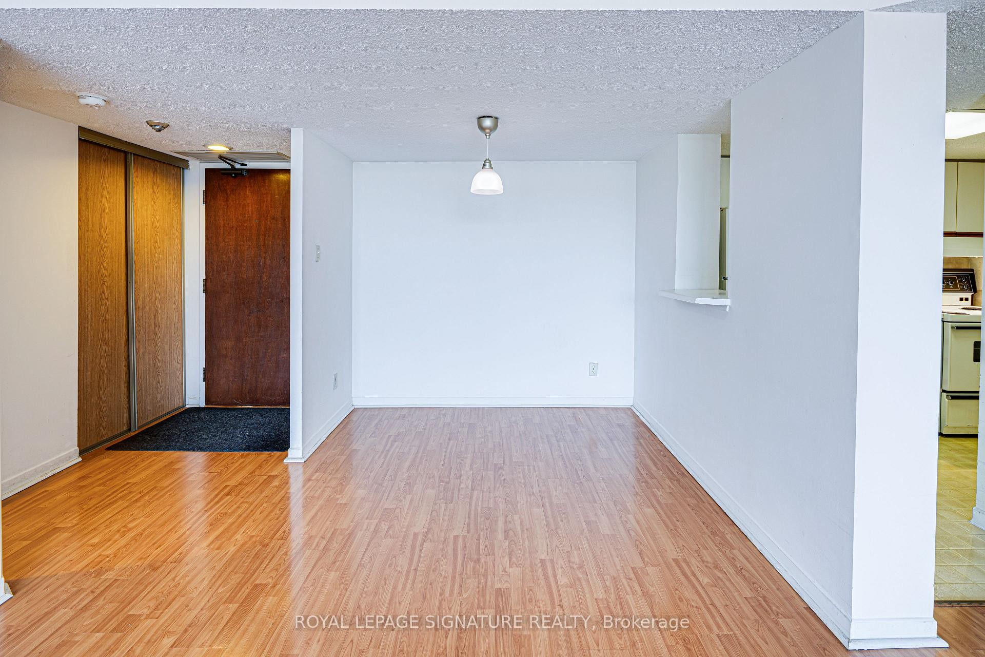 405-150 Alton Towers Circle, Toronto, ON - Indoor Photo Showing Other Room