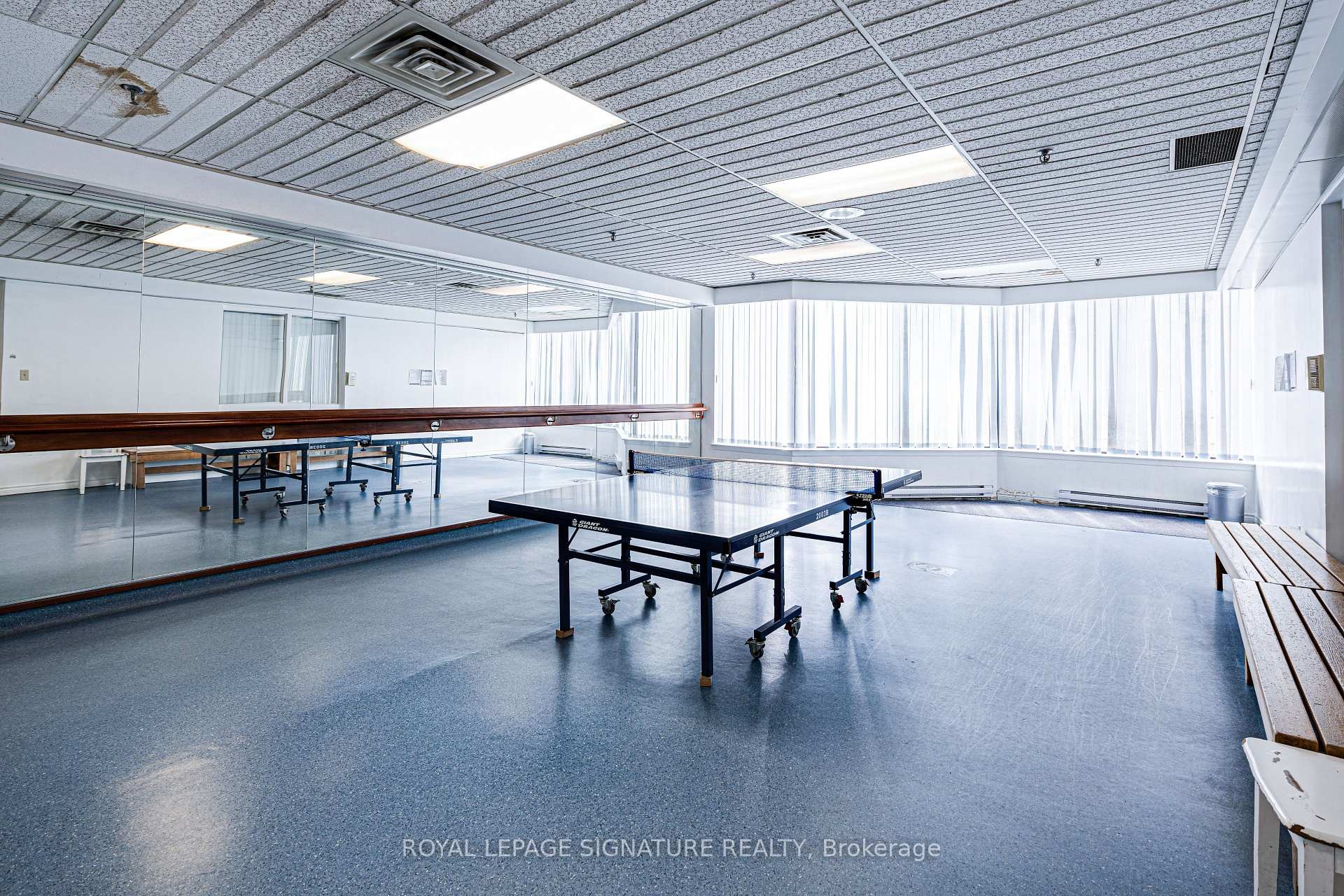 405-150 Alton Towers Circle, Toronto, ON - Indoor