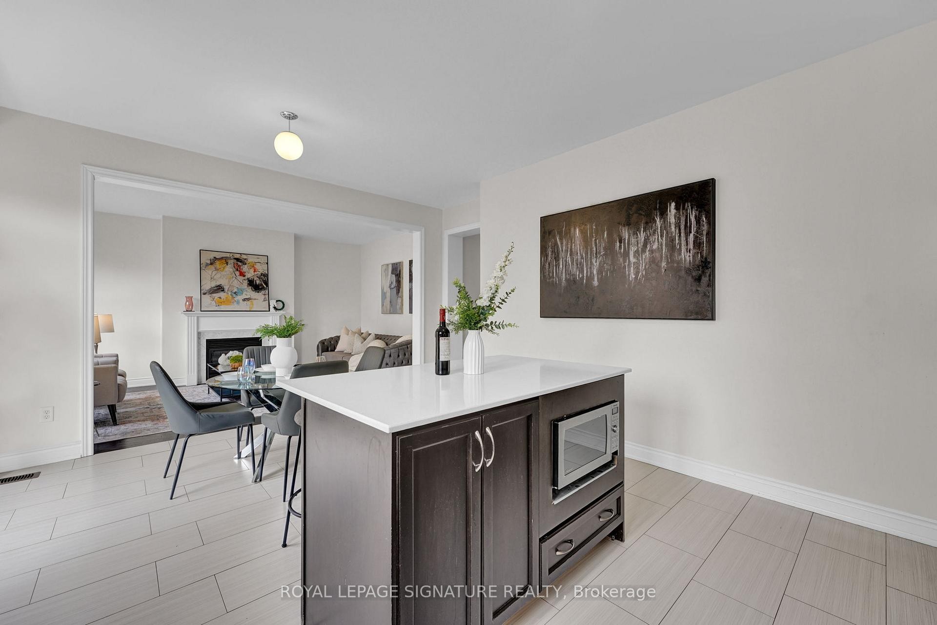 58 Orangeblossom Trail, Brampton, ON - Indoor With Fireplace