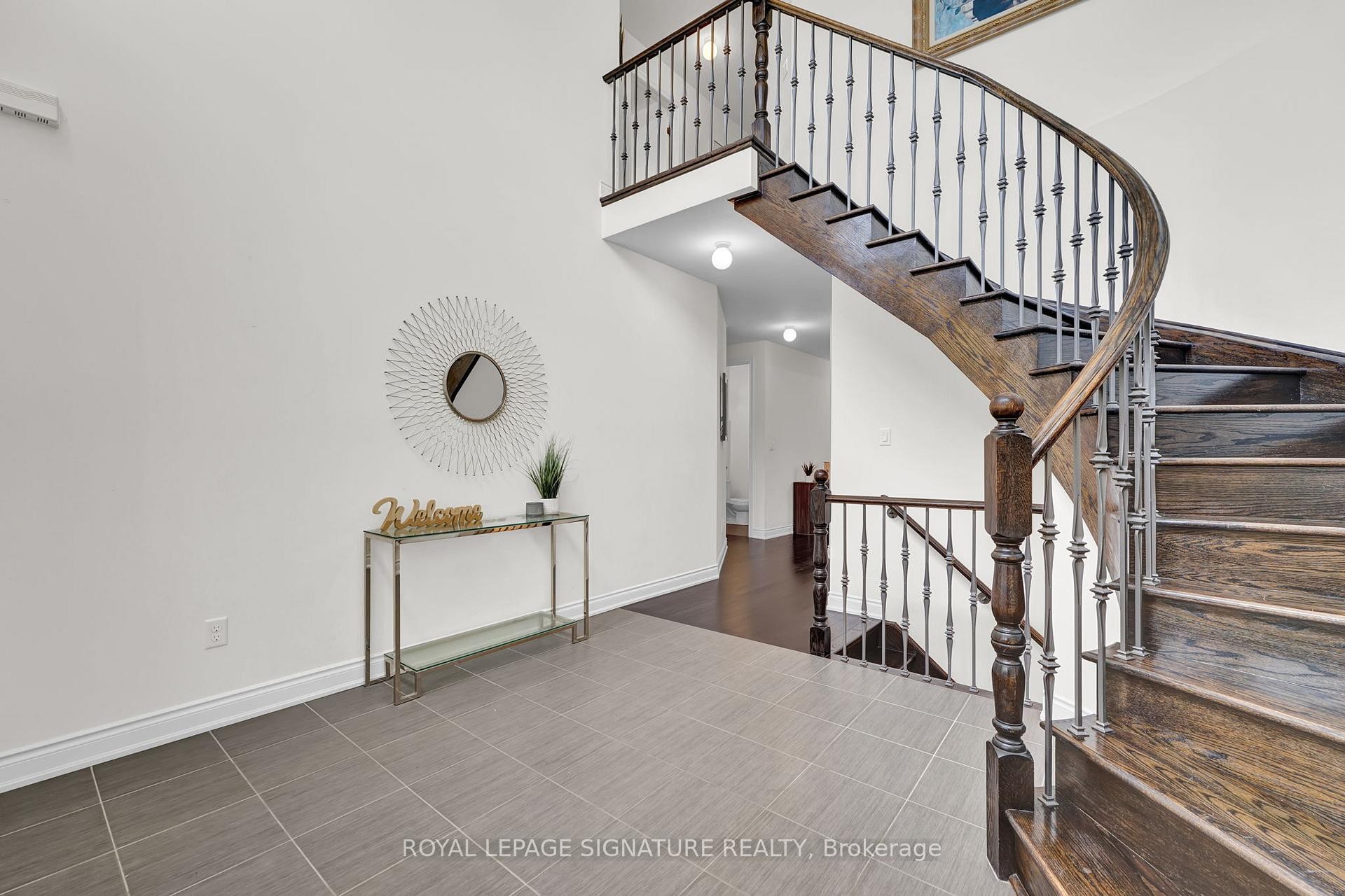 58 Orangeblossom Trail, Brampton, ON - Indoor Photo Showing Other Room