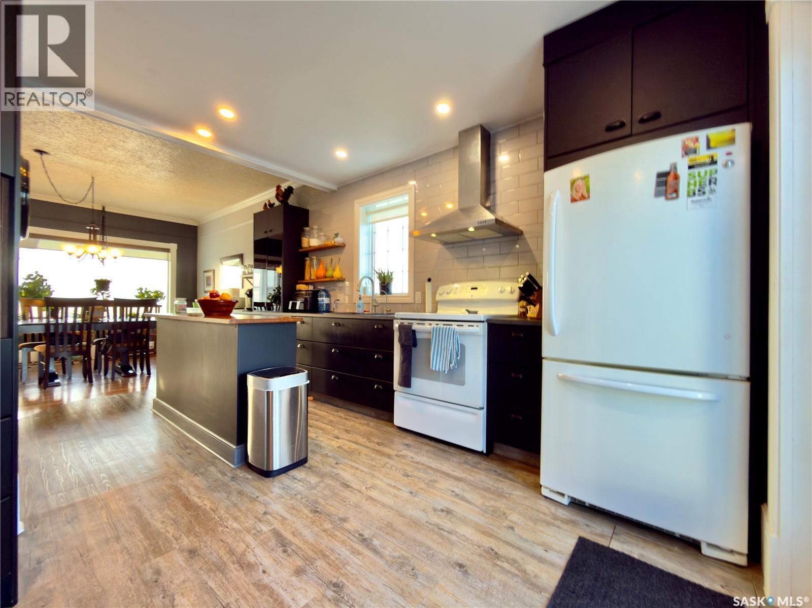 Rm Of Sutton Acreage, Sutton Rm No. 103, SK - Indoor Photo Showing Kitchen