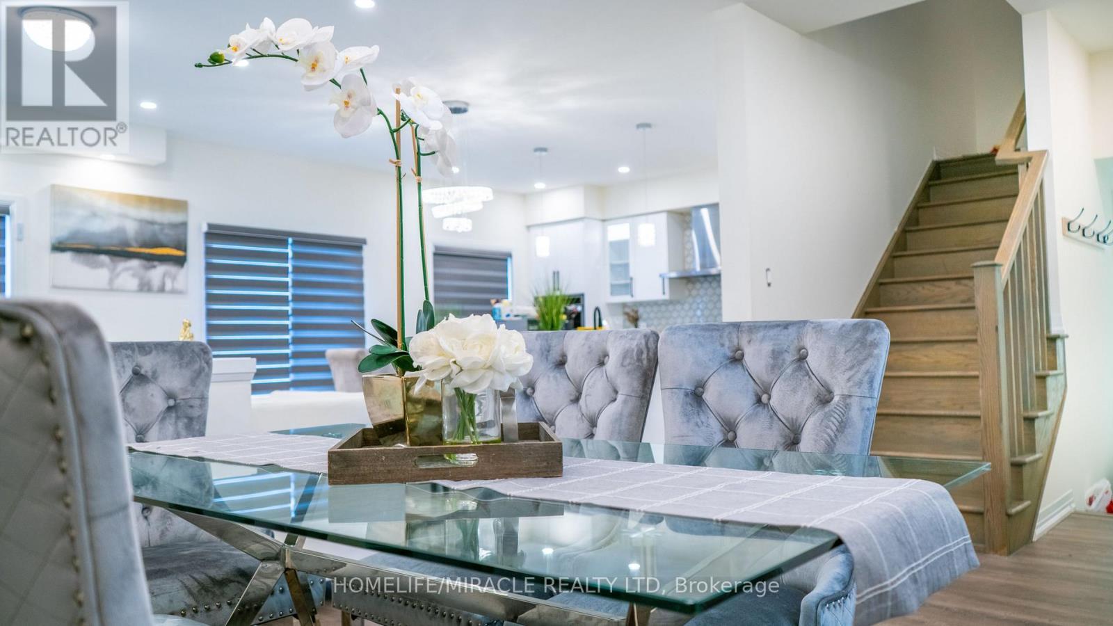 18 Brewis Street, Brant, ON - Indoor