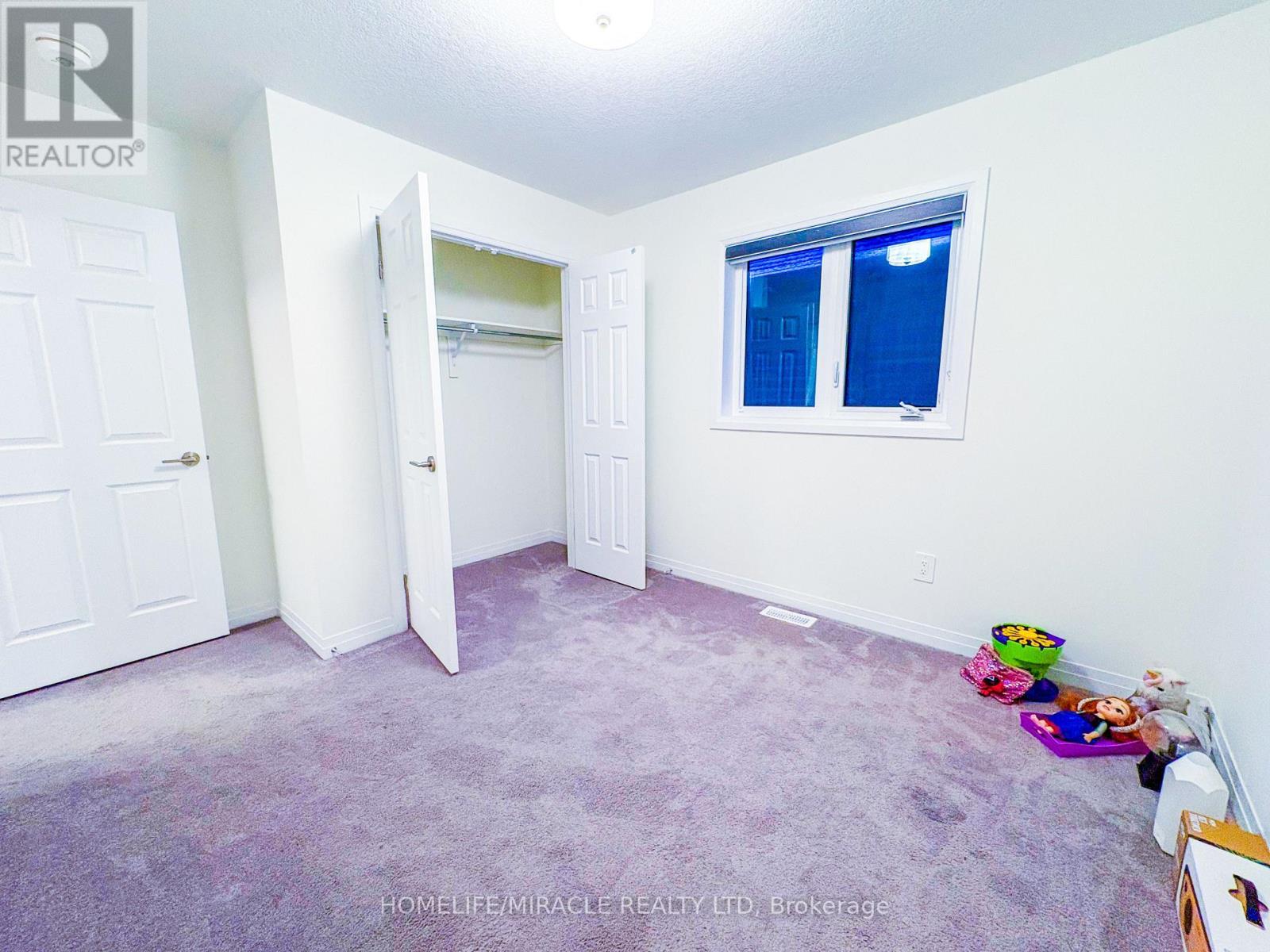 18 Brewis Street, Brant, ON - Indoor Photo Showing Other Room