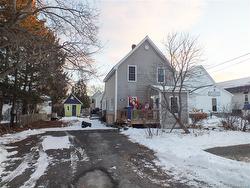 113 St. James ST Woodstock, NB E7M 2T3