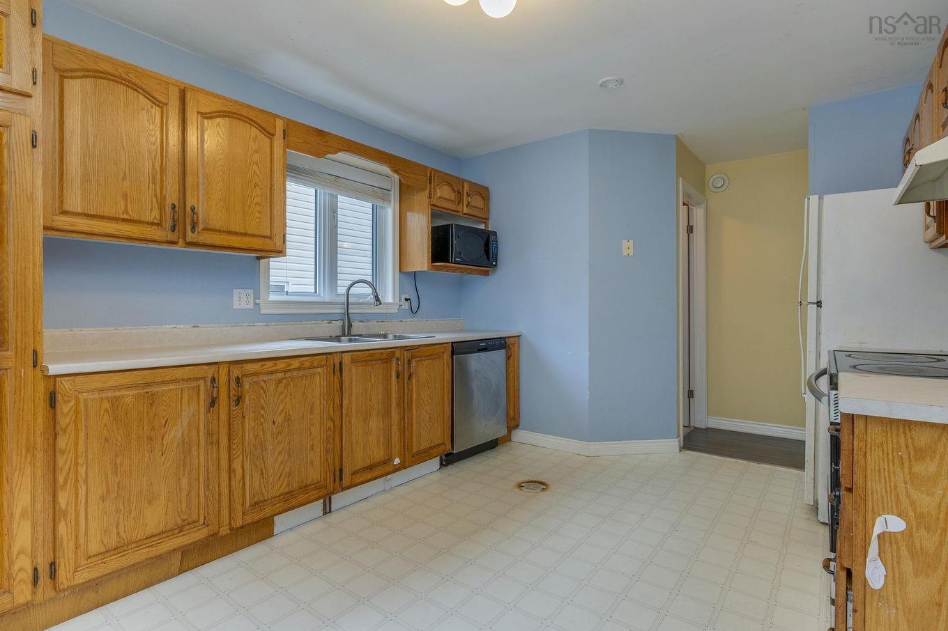 13 Fred Keyes Court, Bedford, NS