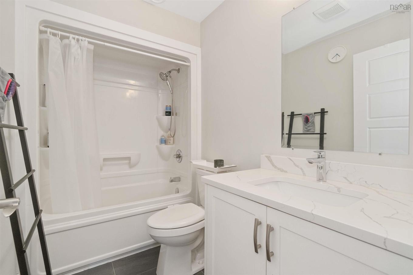 11 Poonam Court, Dartmouth, NS