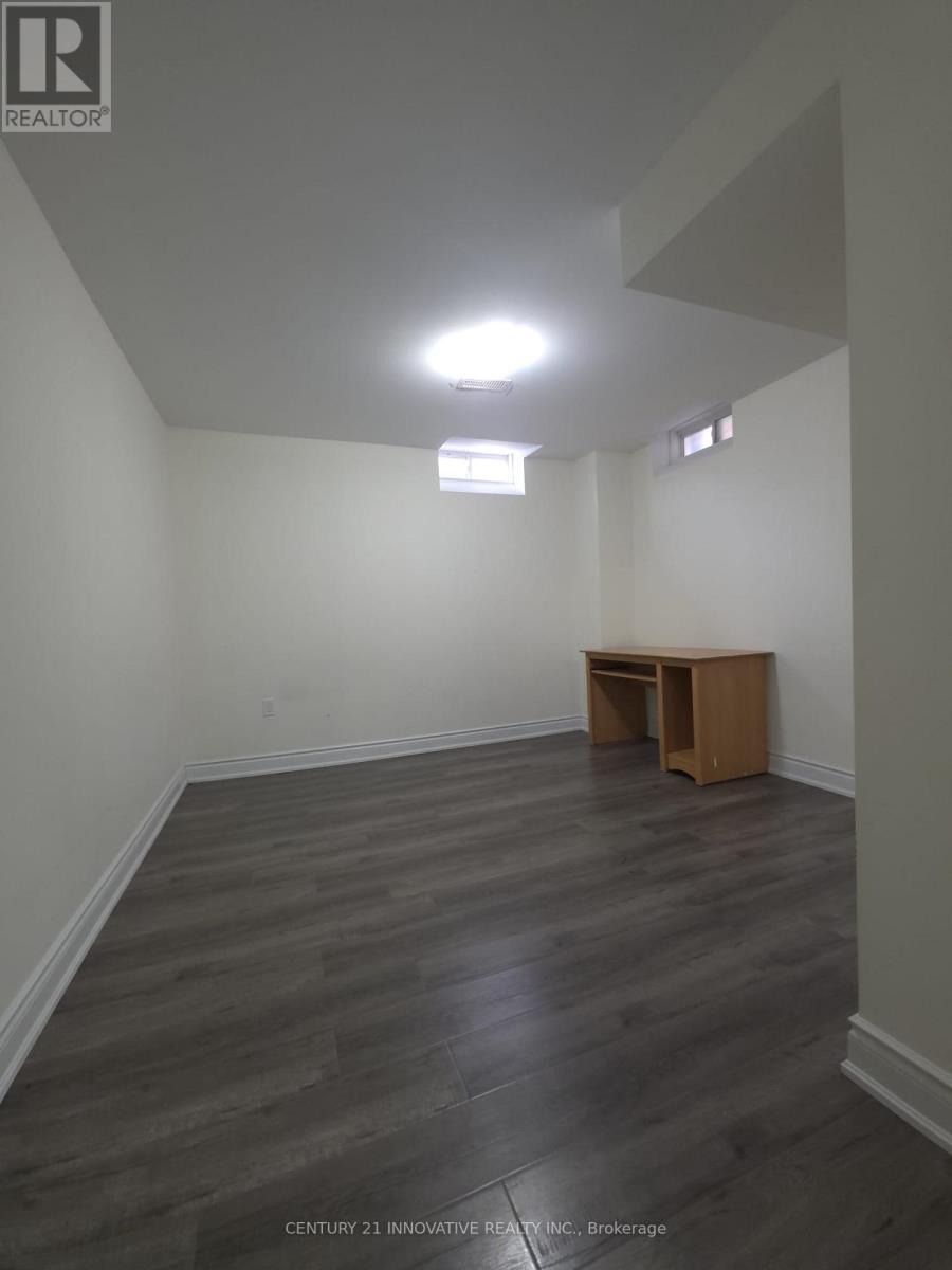 86 Humberstone Crescent, Brampton, ON - Indoor