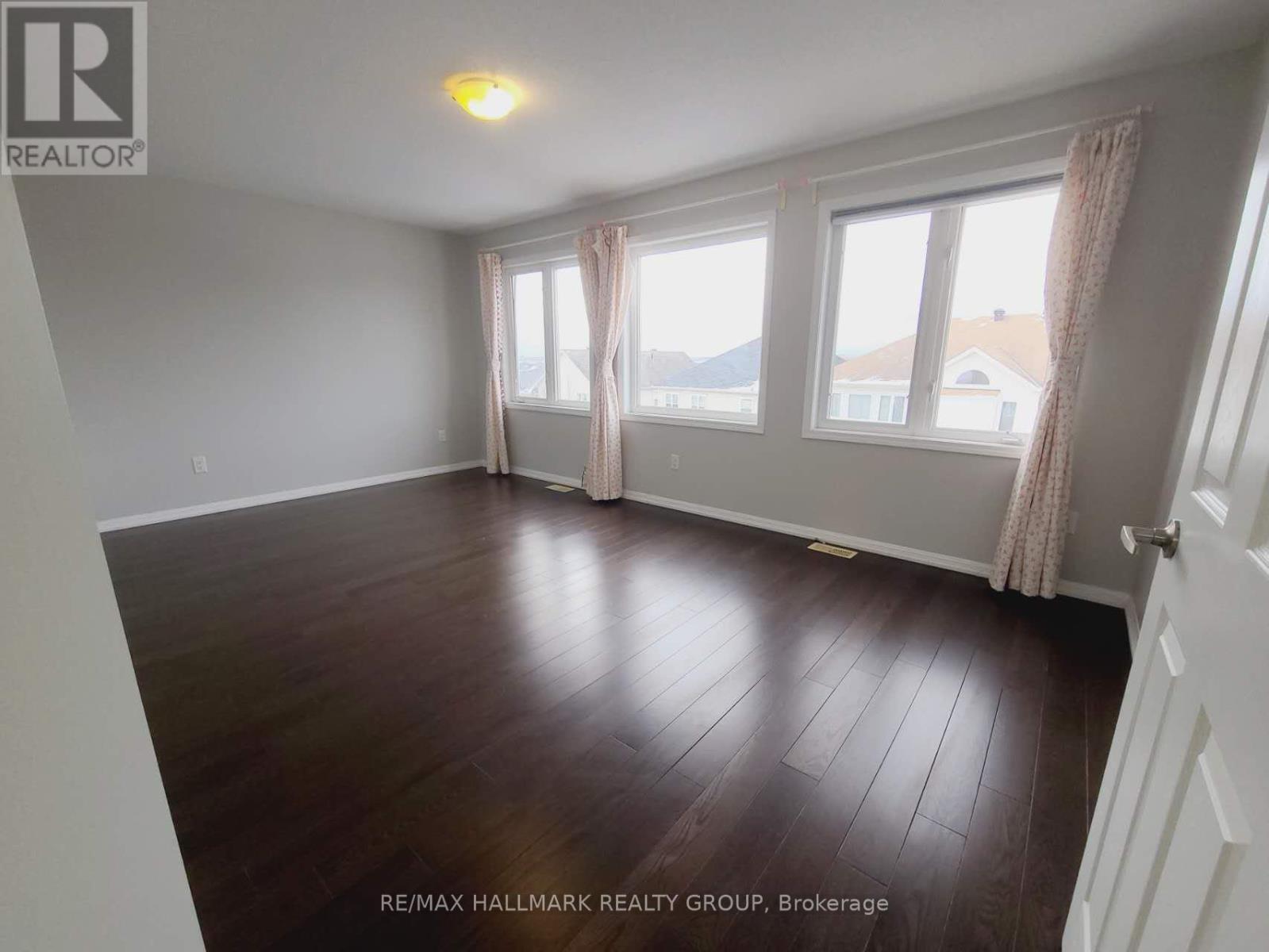 248 Huntsville Drive, Ottawa, ON - Indoor Photo Showing Other Room