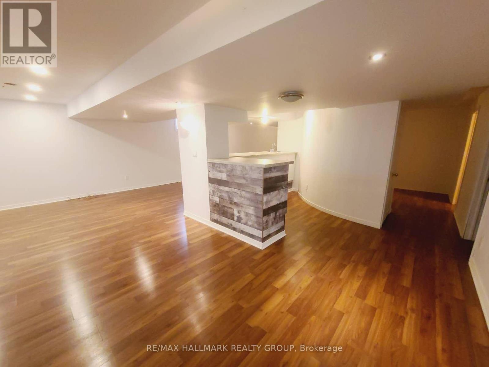 248 Huntsville Drive, Ottawa, ON - Indoor Photo Showing Other Room