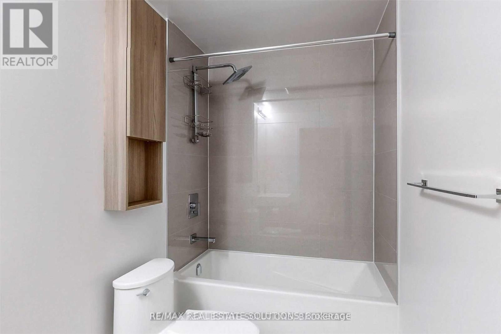 608 - 60 Tannery Road, Toronto, ON - Indoor Photo Showing Bathroom