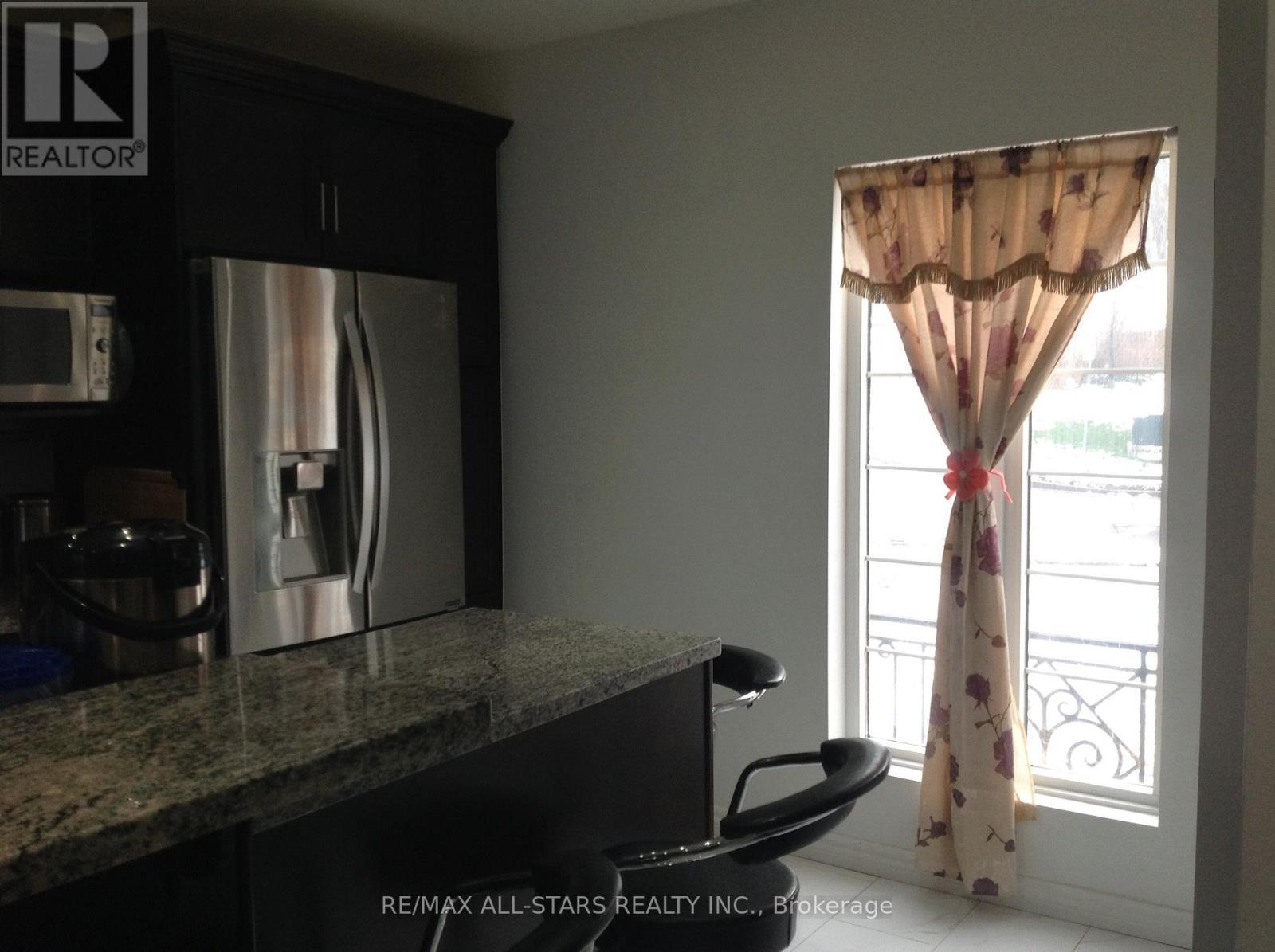 1 St James Place, Hamilton, ON - Indoor