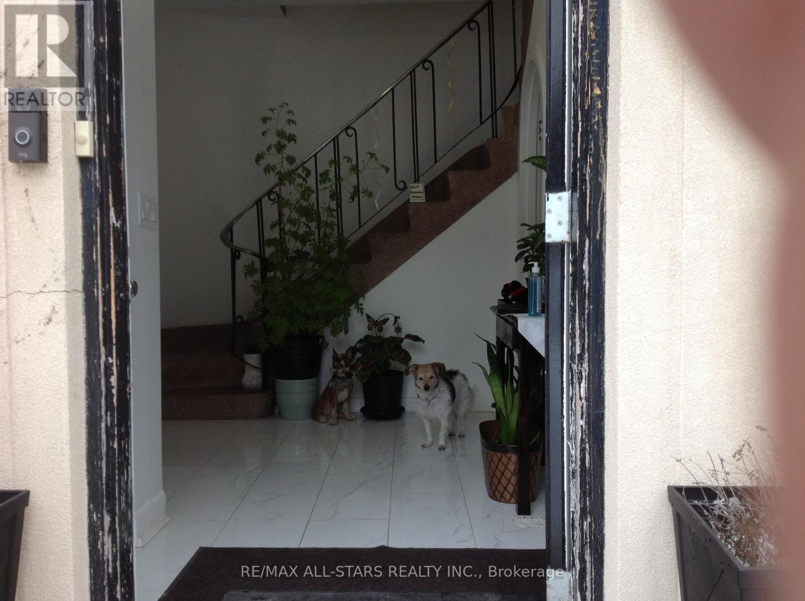 1 St James Place, Hamilton, ON - Indoor Photo Showing Other Room