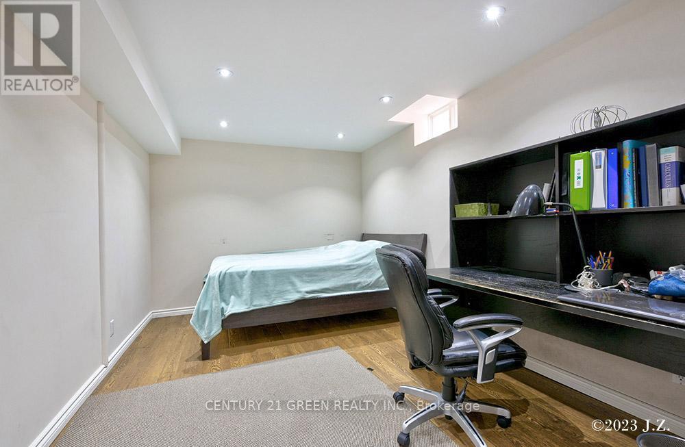 5384 Valhalla Crescent, Mississauga, ON - Indoor Photo Showing Office