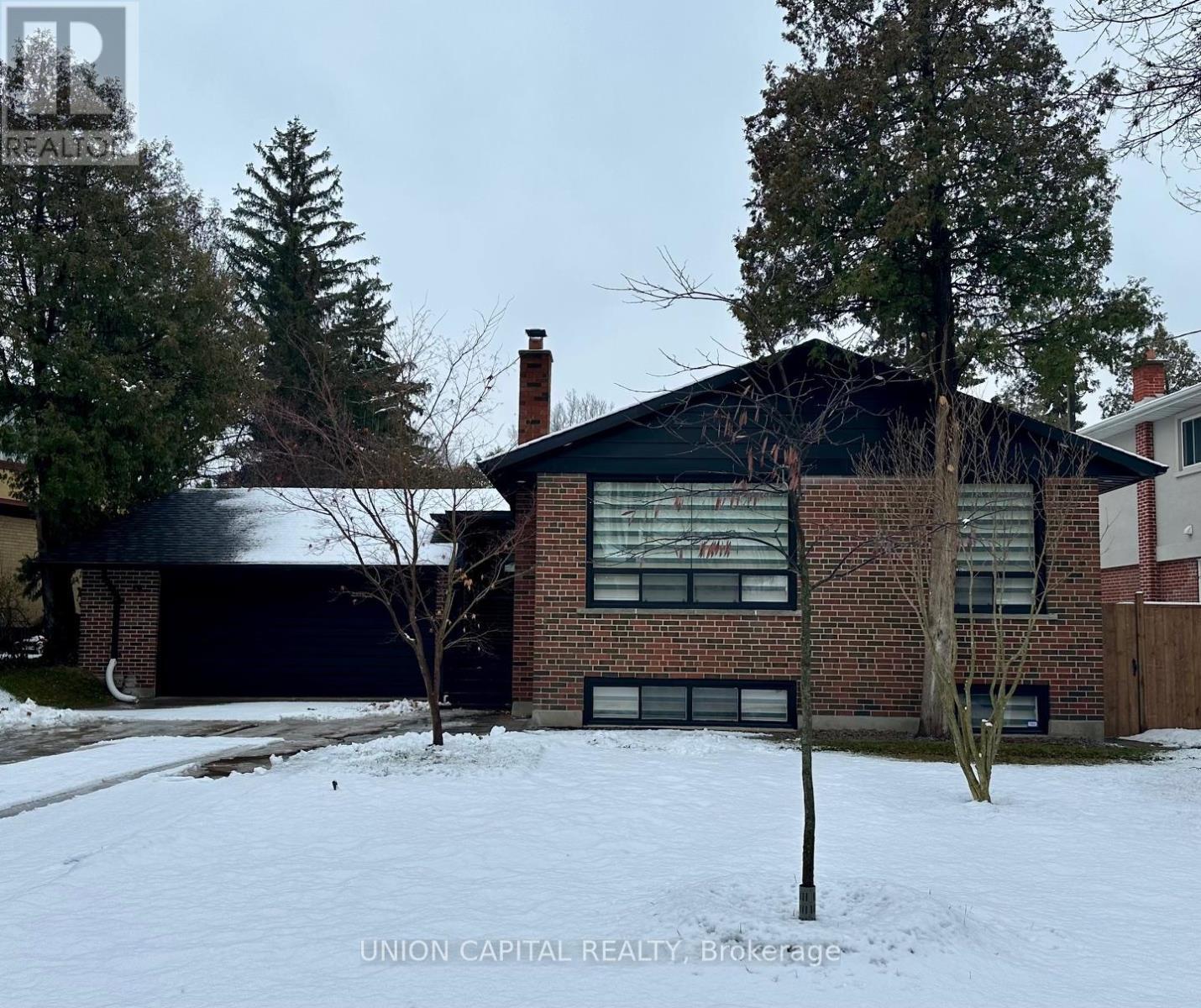 Bsmt - 29 Broadlands Boulevard, Toronto, ON - Outdoor