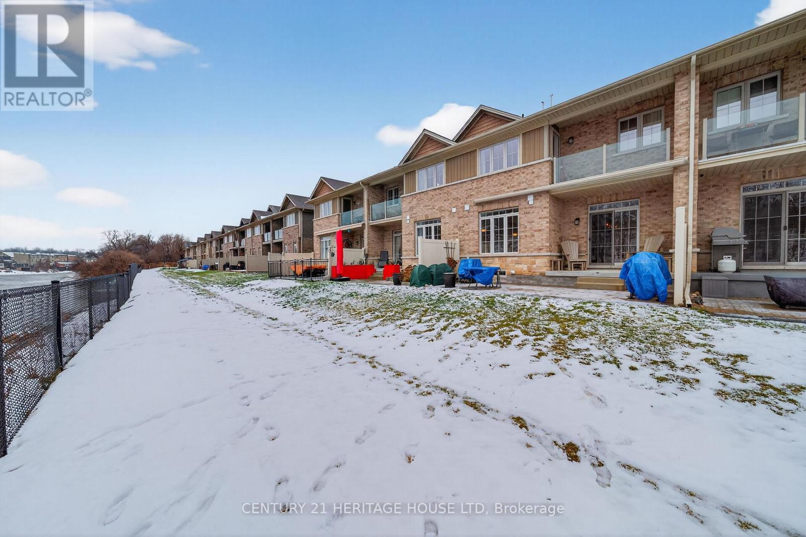 7 - 80 Willow Street, Brant, ON - Outdoor