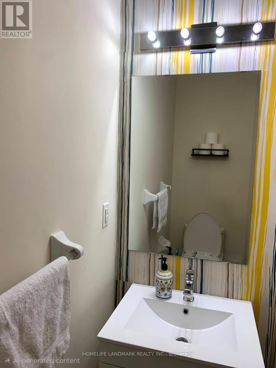 7368 Saint Barbara Boulevard, Mississauga, ON - Indoor Photo Showing Bathroom