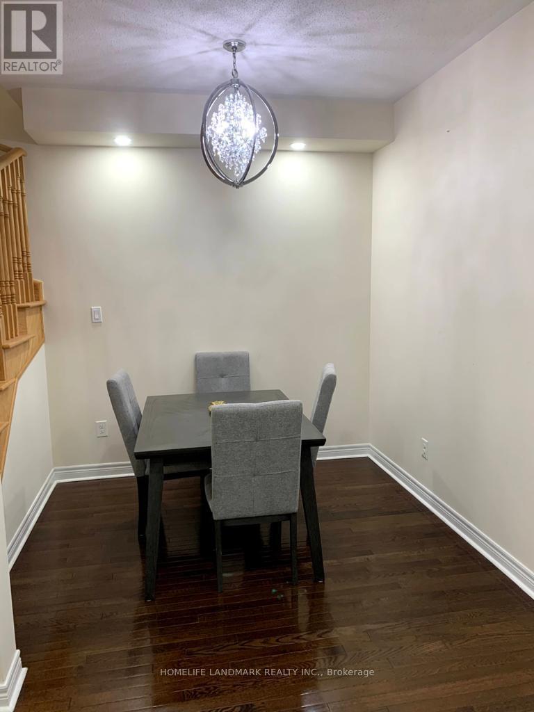 7368 Saint Barbara Boulevard, Mississauga, ON - Indoor