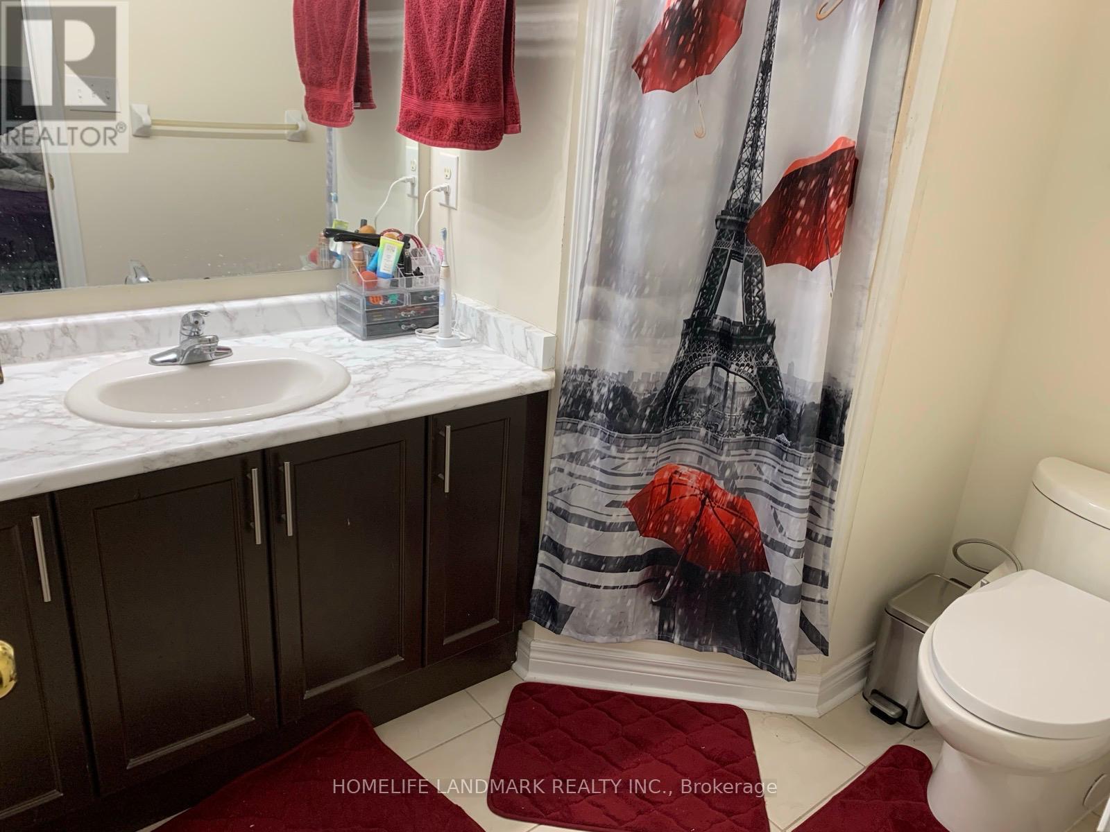 7368 Saint Barbara Boulevard, Mississauga, ON - Indoor Photo Showing Bathroom