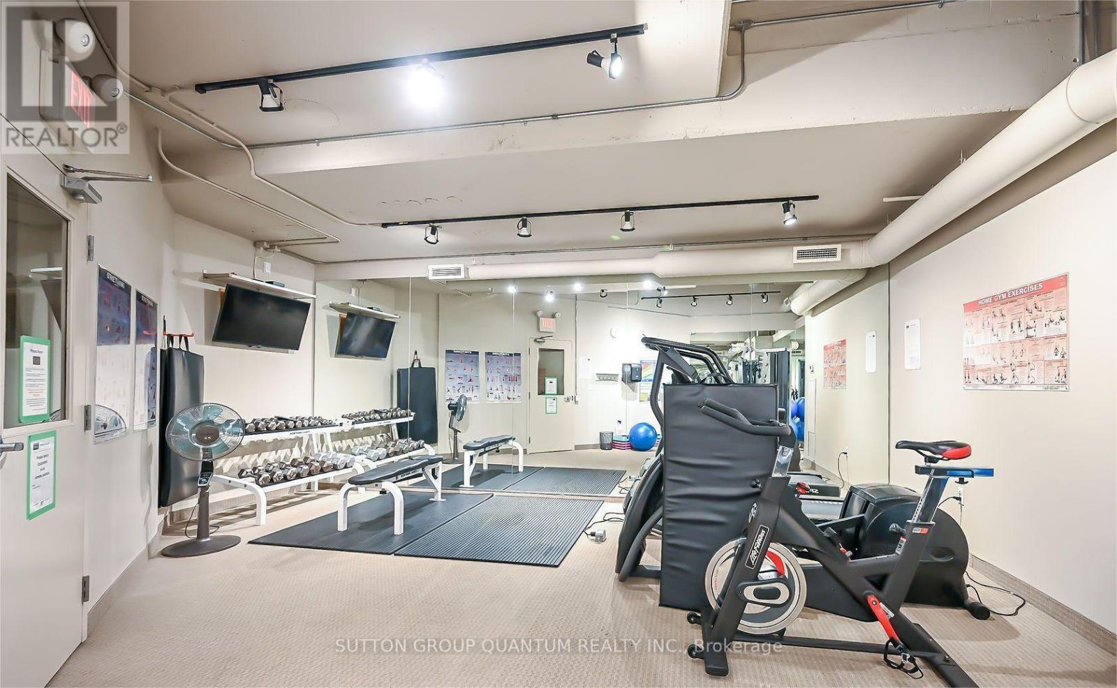 307 - 66 Bay Street S, Hamilton, ON - Indoor