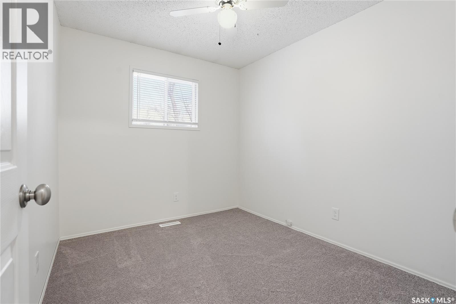 805 Kingsmere Boulevard, Saskatoon, SK - Indoor Photo Showing Other Room
